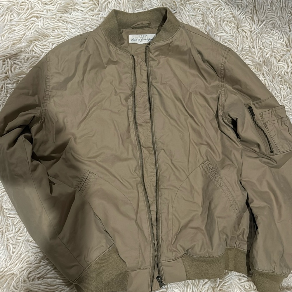 Size M bomber H&M
